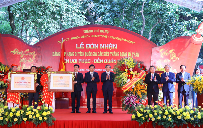 Đền Voi Phục và đền Quán Thánh: Đón nhận Bằng xếp hạng di tích quốc gia đặc biệt "Thăng Long tứ trấn"