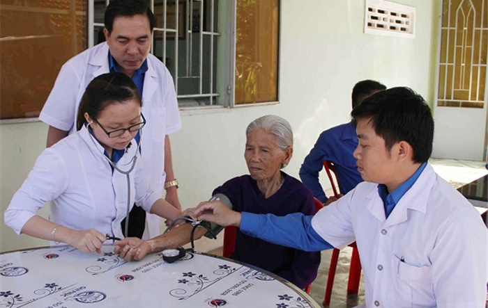 Kế hoạch thực hiện “Tháng hành động vì người cao tuổi Việt Nam” với chủ đề “Chung tay chăm sóc người cao tuổi có hoàn cảnh khó khăn”