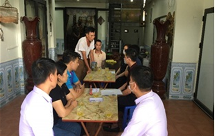 Thăm hỏi, động viên các gia đình có trẻ em bị đuối nước tử vong  tại xã Song Phương, huyện Hoài Đức