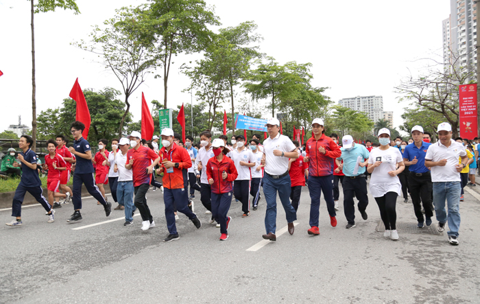 Hoàng Mai: Phát động Ngày chạy Olympic hưởng ứng SEA Games 31