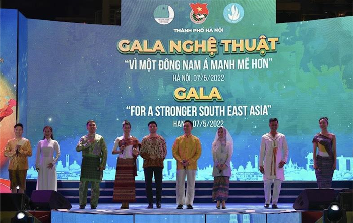 Gala nghệ thuật “Vì một Đông Nam Á mạnh mẽ hơn”