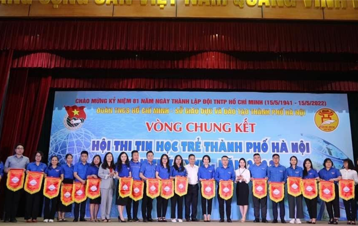 Gần 300 thí sinh tham dự chung kết Hội thi Tin học trẻ thành phố Hà Nội lần thứ XXVII