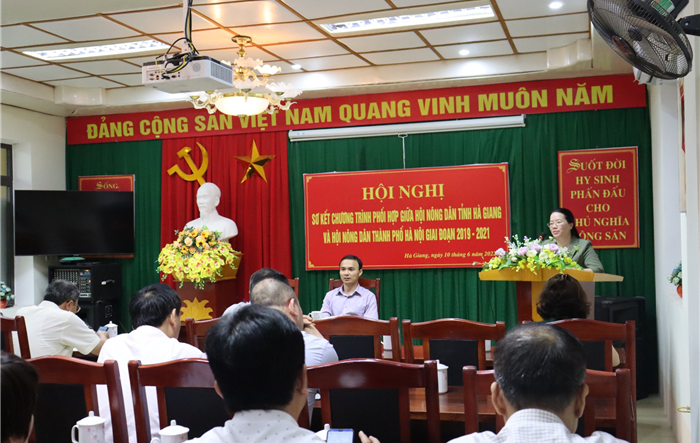 Đoàn công tác Hội Nông dân thành phố Hà Nội thăm và làm việc với Hội Nông dân tỉnh Hà Giang