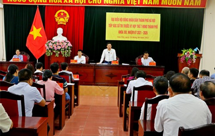 Đại biểu HĐND thành phố Hà Nội tiếp xúc cử tri thị xã Sơn Tây