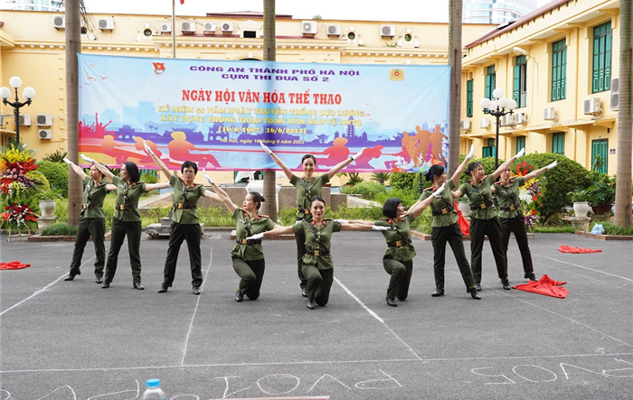 Các cụm thi đua trong Công an thành phố Hà Nội sôi nổi tổ chức ngày hội văn hóa, thể thao