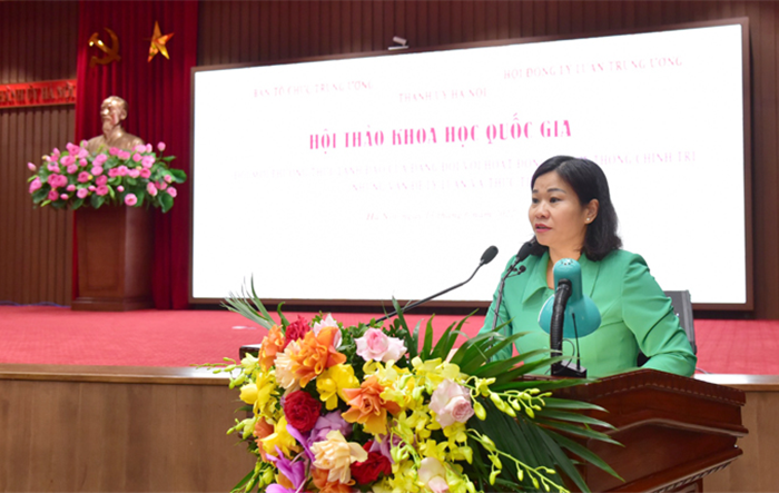 Đổi mới phương thức lãnh đạo của Đảng gắn với phát huy vai trò nêu gương của cán bộ, đảng viên, nhất là người đứng đầu