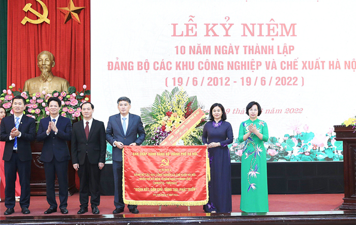 Kỷ niệm 10 năm Ngày thành lập Đảng bộ các Khu công nghiệp và chế xuất Hà Nội