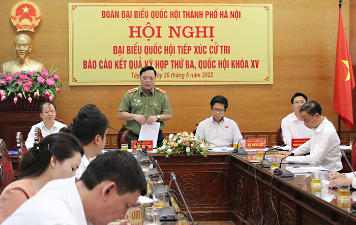 Đại biểu Quốc hội thành phố Hà Nội tiếp xúc cử tri quận Tây Hồ, Bắc Từ Liêm và huyện Hoài Đức