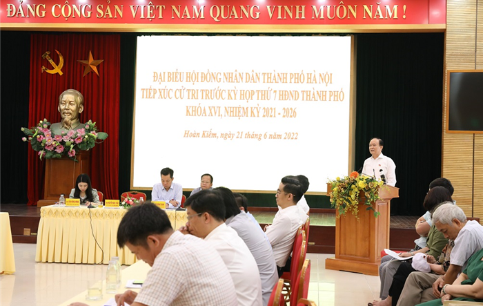 Cử tri quận Hoàn Kiếm đề nghị sớm chuyển giao trụ sở cũ các ngành để xây dựng công trình dân sinh
