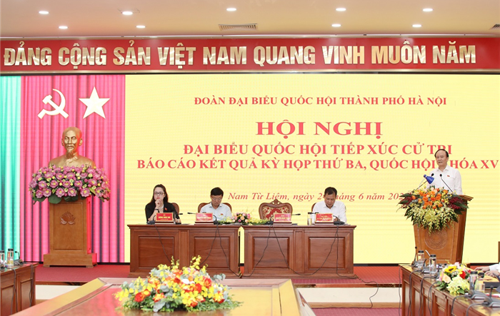 Cử tri 3 quận Nam Từ Liêm, Cầu Giấy, Thanh Xuân đánh giá cao kết quả kỳ họp thứ 3 của Quốc hội