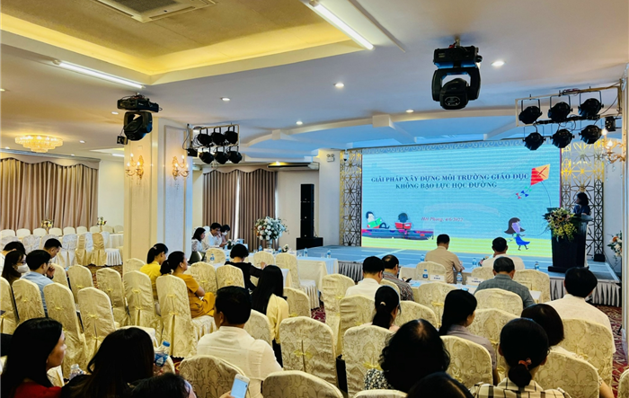 Phòng chống bạo lực học đường và lao động trẻ em thông qua trường học
