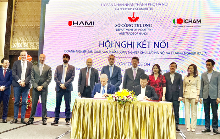 Hội nghị kết nối doanh nghiệp sản xuất sản phẩm công nghiệp chủ lực thành phố Hà Nội với doanh nghiệp Italia