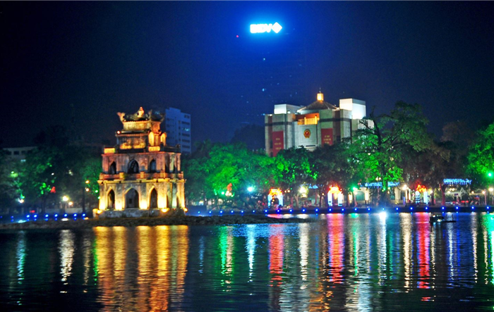 Tổ chức cuộc thi sáng tác tranh cổ động tuyên truyền về “Phát triển văn hóa, xây dựng người Hà Nội thanh lịch, văn minh giai đoạn 2021 - 2025