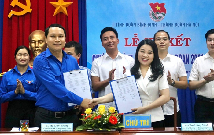 Lễ ký kết hợp tác giữa Thành đoàn Hà Nội và Tỉnh đoàn Bình Định