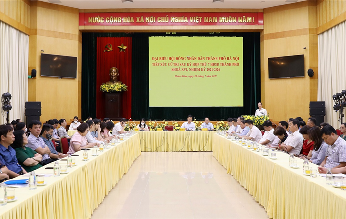 Cử tri quận Hoàn Kiếm đồng tình cao với nghị quyết di dời cơ sở ô nhiễm môi trường ra khỏi nội đô