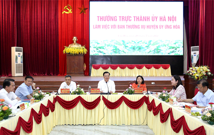 Thường trực Thành ủy Hà Nội làm việc với Ban Thường vụ Huyện ủy Ứng Hòa 