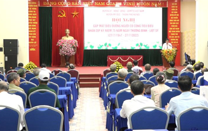 Huyện Mỹ Đức gặp mặt biểu dương người có công tiêu biểu