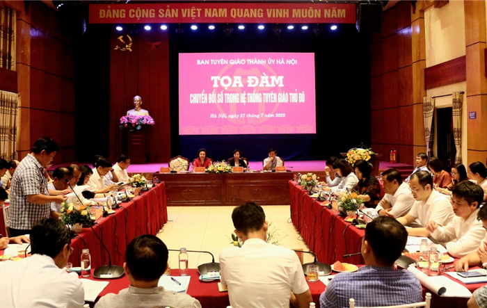 Chuyển đổi số trong triển khai thực hiện các nhiệm vụ công tác tuyên giáo tại Đảng bộ quận Tây Hồ