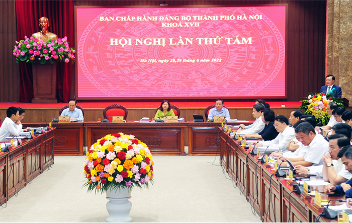 Ban hành Nghị quyết Hội nghị lần thứ tám, Ban Chấp hành Đảng bộ thành phố Hà Nội khóa XVII