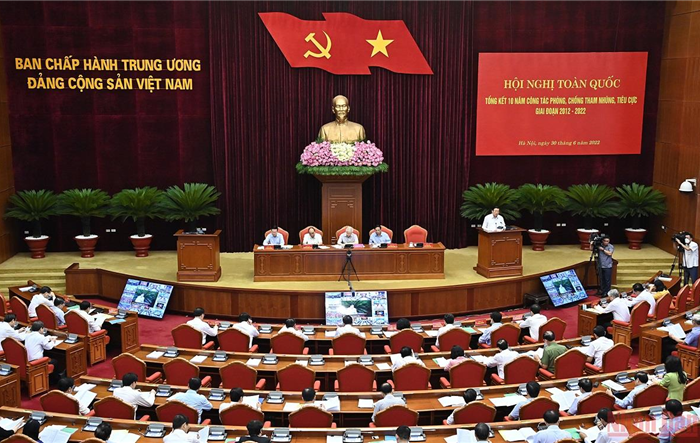 Đẩy mạnh xây dựng, chỉnh đốn Đảng và hệ thống chính trị: Xây dựng nền chính trị liêm chính