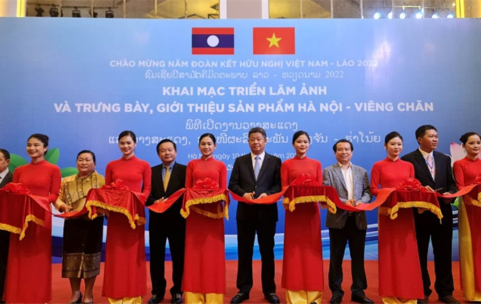 Khai mạc triển lãm ảnh, trưng bày, giới thiệu sản phẩm Hà Nội - Viêng Chăn
