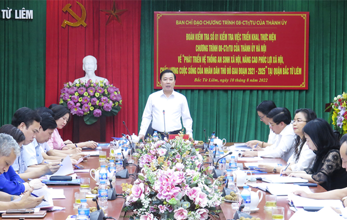 Phó Chủ tịch UBND thành phố Chử Xuân Dũng kiểm tra việc triển khai, thực hiện Chương trình số 08-CTr/TU của Thành ủy tại quận Bắc Từ Liêm