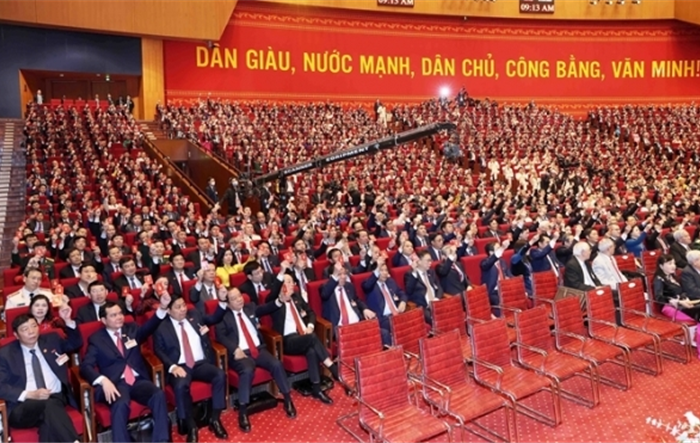 Phương thức Đảng lãnh đạo, cầm quyền bằng Cương lĩnh, chiến lược, nghị quyết - Thực trạng và giải pháp