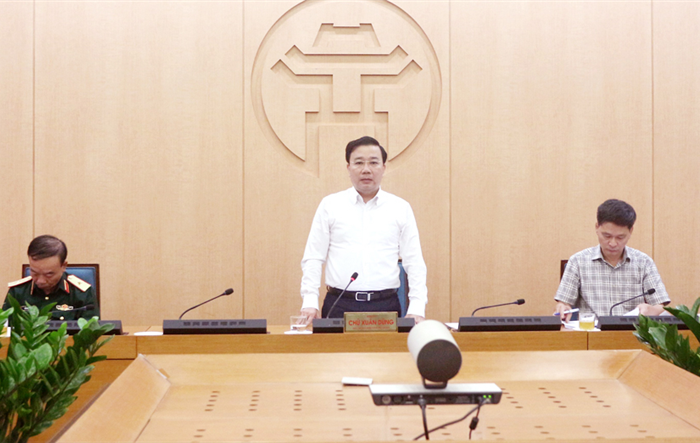 Quyết liệt triển khai công tác tiêm vắc xin phòng Covid-19