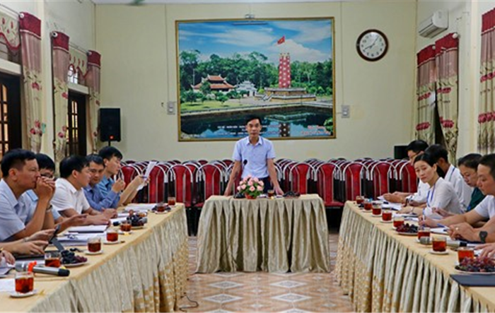 Phó Bí thư Thị uỷ Sơn Tây làm việc với Ban Thường vụ Đảng ủy phường Ngô Quyền