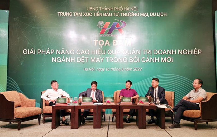 Tọa đàm “Giải pháp nâng cao hiệu quả quản trị doanh nghiệp ngành dệt may trong bối cảnh mới”