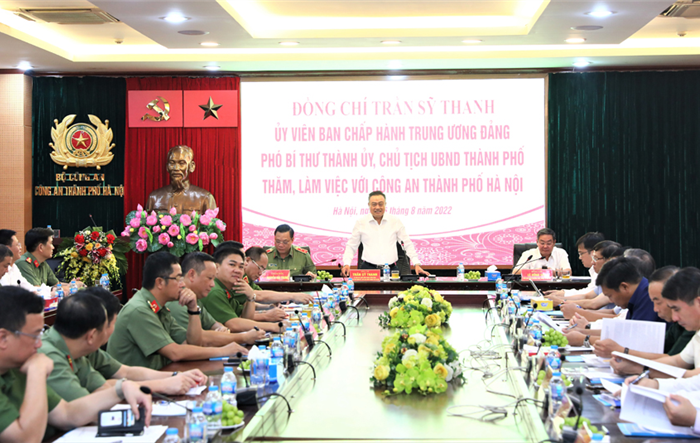 Xây dựng lực lượng Công an Hà Nội vững mạnh