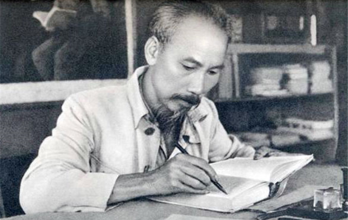 Xây dựng Đảng về đạo đức theo Di huấn của Chủ tịch Hồ Chí Minh
