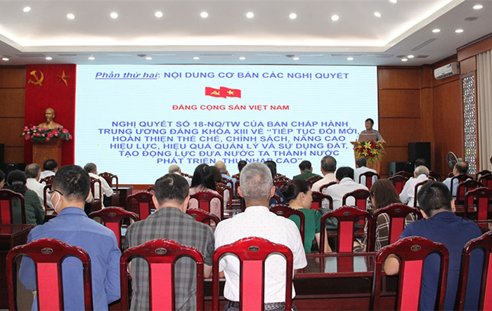 Ủy ban Mặt trận Tổ quốc Việt Nam thành phố học tập, quán triệt Nghị quyết Trung ương 5, khóa XIII