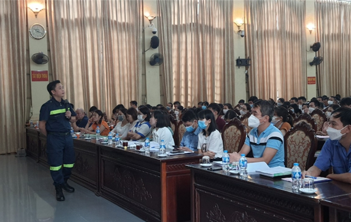 Tập huấn kiến thức phòng cháy, chữa cháy và đảm bảo an toàn thực phẩm cho doanh nghiệp