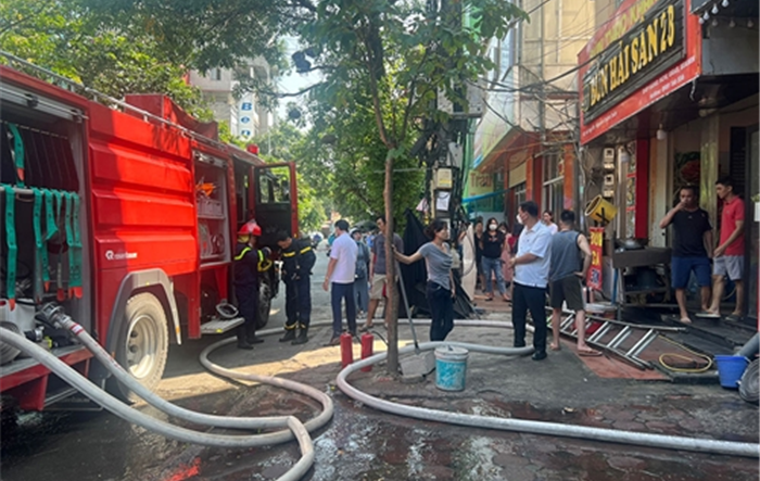 Chủ tịch UBND thành phố chỉ đạo làm rõ nguyên nhân vụ cháy làm 3 cán bộ, chiến sỹ hy sinh tại quận Cầu Giấy