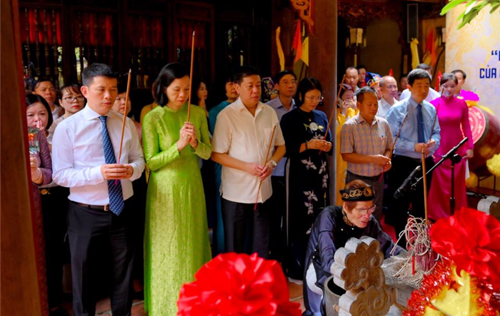 Lễ dâng hương kỷ niệm 905 năm ngày hóa của Nguyên Phi Hoàng Thái hậu Ỷ Lan