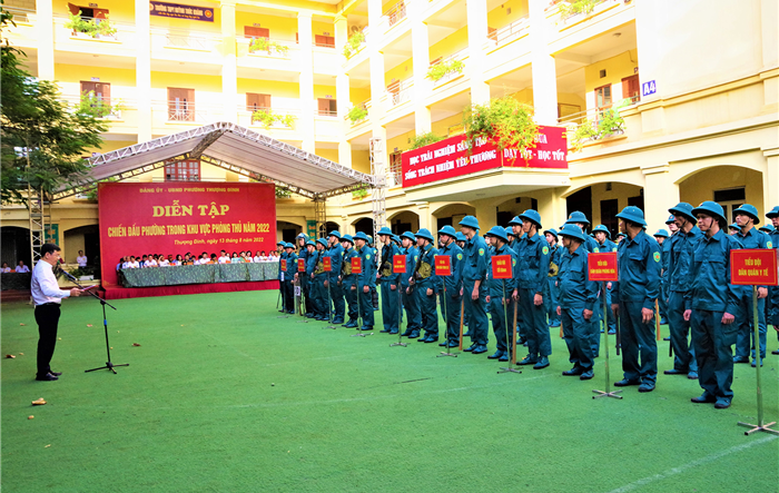 Quận Thanh Xuân tổ chức thành công diễn tập chiến đấu phường trong khu vực phòng thủ năm 2022