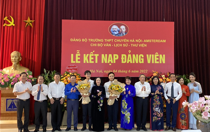 Phát triển Đảng trong các trường học tại Hà Nội: Tiềm năng lớn, đòi hỏi trách nhiệm cao