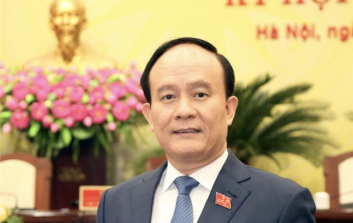 Phó Bí thư Thành ủy, Chủ tịch HĐND thành phố Nguyễn Ngọc Tuấn là Trưởng ban Ban Chỉ đạo triển khai đầu tư xây dựng trường học, y tế, di tích