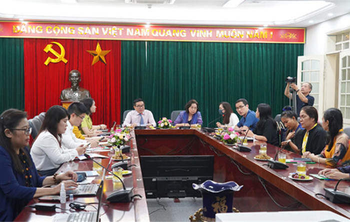 Giám đốc Sở Văn hoá và Thể thao Hà Nội trao đổi kinh nghiệm trong hoạt động Mạng lưới các thành phố sáng tạo của UNESCO
