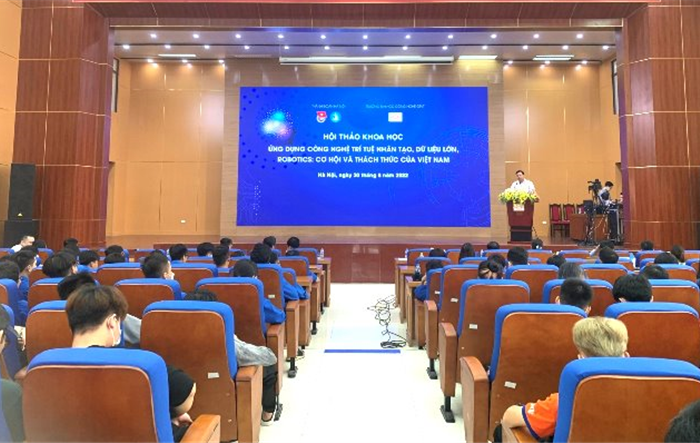 Hội thảo khoa học ứng dụng công nghệ Trí tuệ nhân tạo, dữ liệu lớn, máy học robotics 