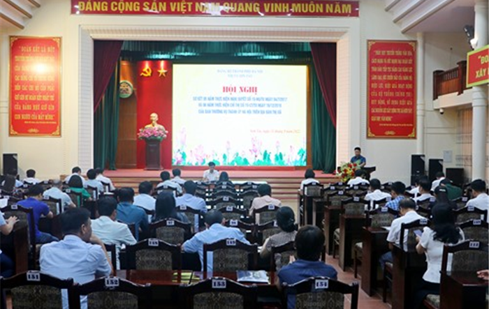 Thị ủy Sơn Tây sơ kết 05 năm thực hiện Nghị quyết số 15-NQ/TU và 06 năm thực hiện Chỉ thị số 15-CT/TU
