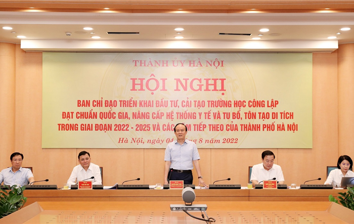 Khẩn trương triển khai đầu tư, cải tạo các dự án lĩnh vực y tế, giáo dục và văn hoá