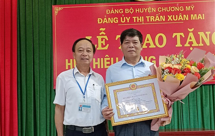 Người Bí thư chi bộ gương mẫu, tận tụy, hết lòng vì công việc được cán bộ, đảng viên và Nhân dân yêu mến!