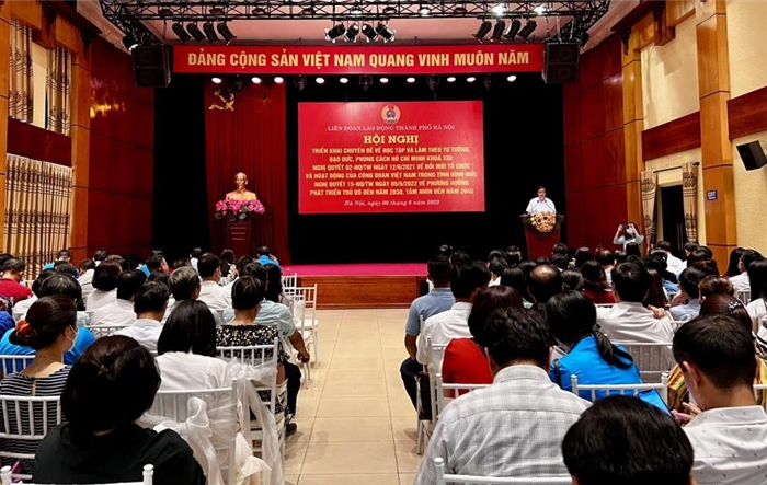 Cán bộ chủ chốt Công đoàn Thủ đô học tập, quán triệt các nghị quyết của Đảng
