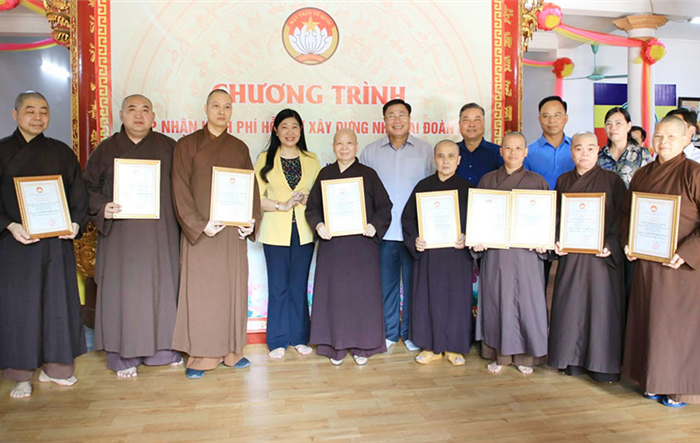 Chương trình nhận kinh phí hỗ trợ xây dựng nhà Đại đoàn kết của Ban Trị sự Giáo hội Phật giáo Việt Nam quận Hoàng Mai