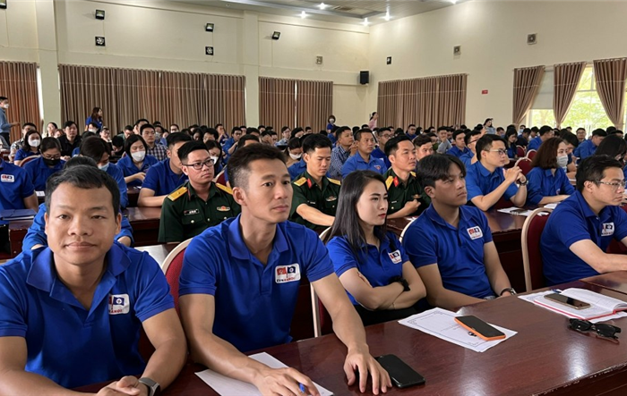 Bồi dưỡng kỹ năng, nghiệp vụ công tác Đoàn cho cán bộ đoàn cơ sở 