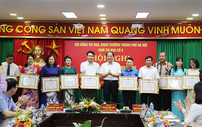Cụm thi đua số 8: Khen thưởng 30 điển hình người tốt, việc tốt