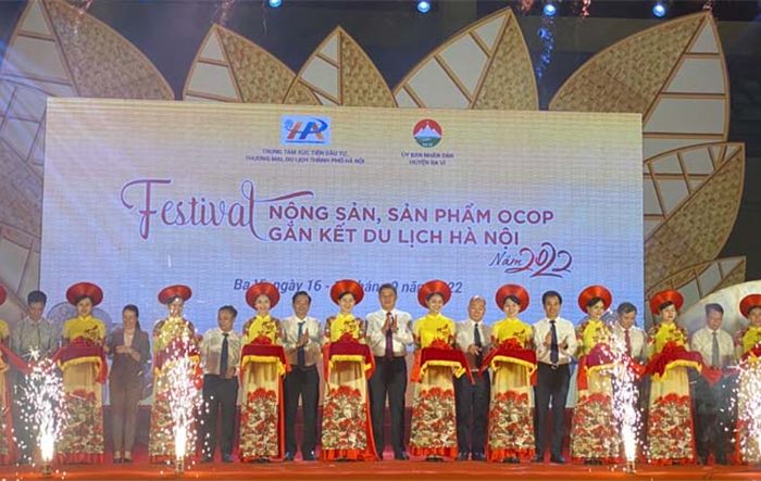 Khai mạc Festival Nông sản, sản phẩm OCOP gắn kết du lịch Hà Nội năm 2022 tại huyện Ba Vì