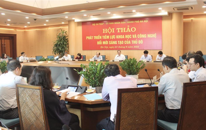 Hội thảo “Phát triển tiềm lực khoa học và công nghệ, đổi mới sáng tạo của Thủ đô”
